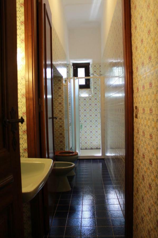Bed & Breakfast Ottoquadri クアットルディオ エクステリア 写真